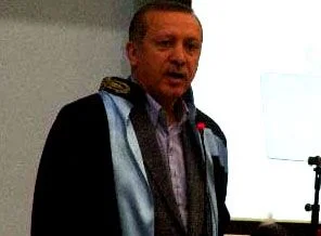 Erdoğan'a fahri hemşehrilik beratı