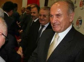 Gül, Kadir Topbaş'ı kutladı