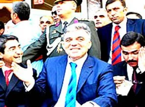 Gül, Komutanların açığa alınmasını yorumladı!