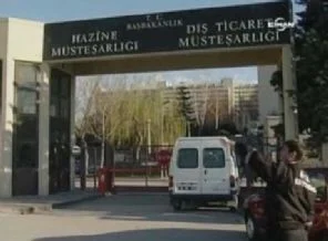 Hazine Müsteşarlığı binasında göçük
