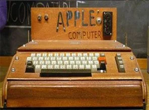 İlk Apple bilgisayar açık arttırmada