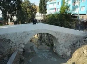 Işıkkent'in Mostar'ı onarıldı