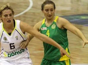 İstanbul Üniversitesi: 51 - Tarsus Belediye: 71