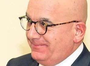 İtalyan senatör KKTC vatandaşı oldu