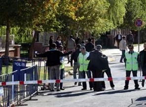 KCK'da Kürtçe savunmaya ses kısma önlemi