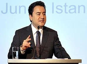 "Küresel kriz sürüyor, ciddi riskler var"