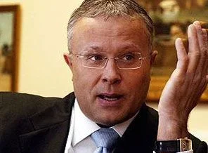 Lebedev'in bankasına maskeli baskın