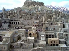 Midyat'ta toprak kayması