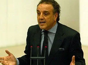'Neden Türk varlığına armağan olayım?'