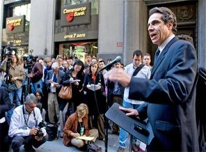New York'un yeni valisi Demokrat aday Cuomo