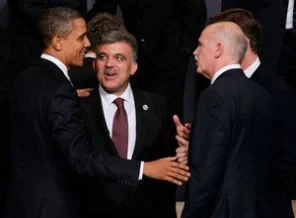 Obama: NATO tarihi anlaşma yaptı