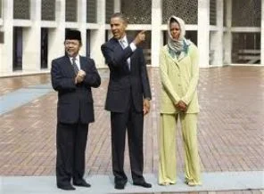 Obama'ya Horasan şairi muamelesi yapalım