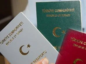 Pasaportlar yine değişiyor