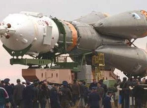 Soyuz başarıyla indi