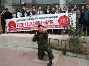 SP'den 'Füze kalkanı' projesinine protesto