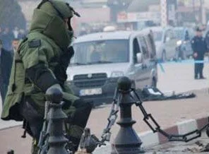 Şüpheli paketten ayakkabı çıktı