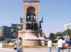 Taksim'de hedef dayatması mı var?