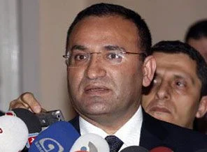 AK Partili Bozdağ'dan AYİM'e tepki