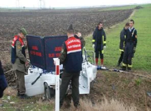 Askerlerin olduğu araç kaza yaptı: 2 ölü