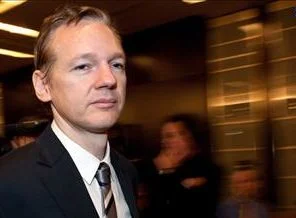 Assange Batı Avrupa'nın en büyük cezaevinde