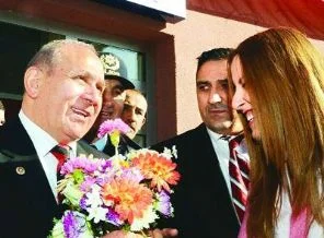 Ayrı bayrak ve dil, çıkmaz yol