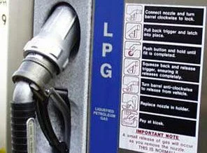 Benzinden sonra LPG de zamlandı