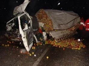 Çanakkale'de kaza: 2 ölü