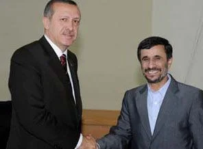 Erdoğan, Ahmedinejad ile bir araya geldi