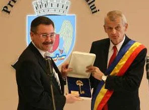 Gökçek'e Bükreş'in anahtarı verildi