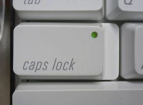 Google 'Caps Lock' tuşunu kaldırdı