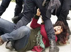 Hem öğrenci değil hem kürtaj yolundaymış!