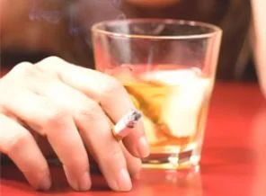 İspanya bar ve restoranda sigarayı yasakladı