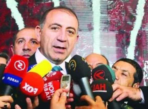 Kılıçdaroğlu Tekin'e biat etti!