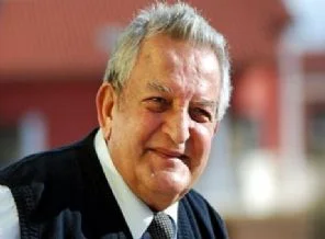 Muammer Sun'a ödülü verildi