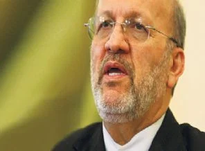 Muttaki, Ahmedinejad'a sert çıktı