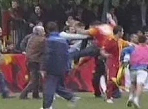Olaylı derbi maç: 5 kişi serbest