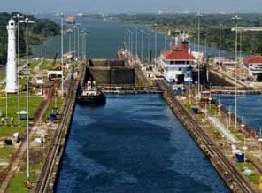 Panama kanalı açıldı
