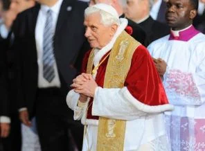 Papa bizi AB'de görmek istememiş!