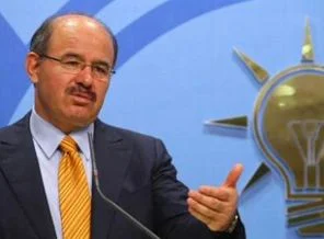 'Polis gençlere şefkat göstermeli'