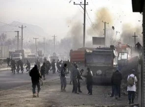 Taliban Kunduz ve Kabil'deki saldırıları üstlendi