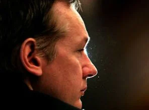 Time okurları Assange'ı seçti