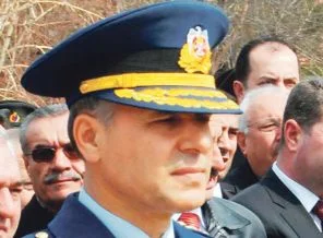 Tümgeneralin de adı HİPNOZA karıştı