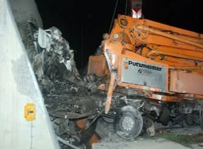 Tünel girişinde feci kaza