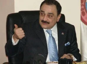 'Türkiye yönetimine bıyıklılar hakim'