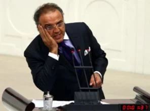 Ülke bölünsün diyen mi var?