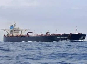Vietnam'da Çin gemisi battı