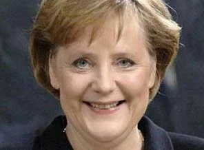Almanya: Merkel'in tarih dersine ihtiyacı yok