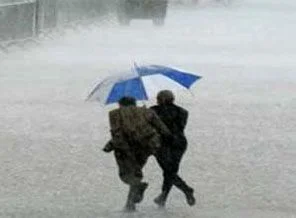 Antalya'da kuvvetli yağış ve fırtına uyarısı