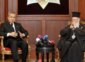 Arınç'tan Patrikhane'de 'talep' garantisi