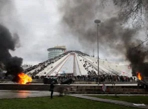 Arnavutlukta protestolar başladı